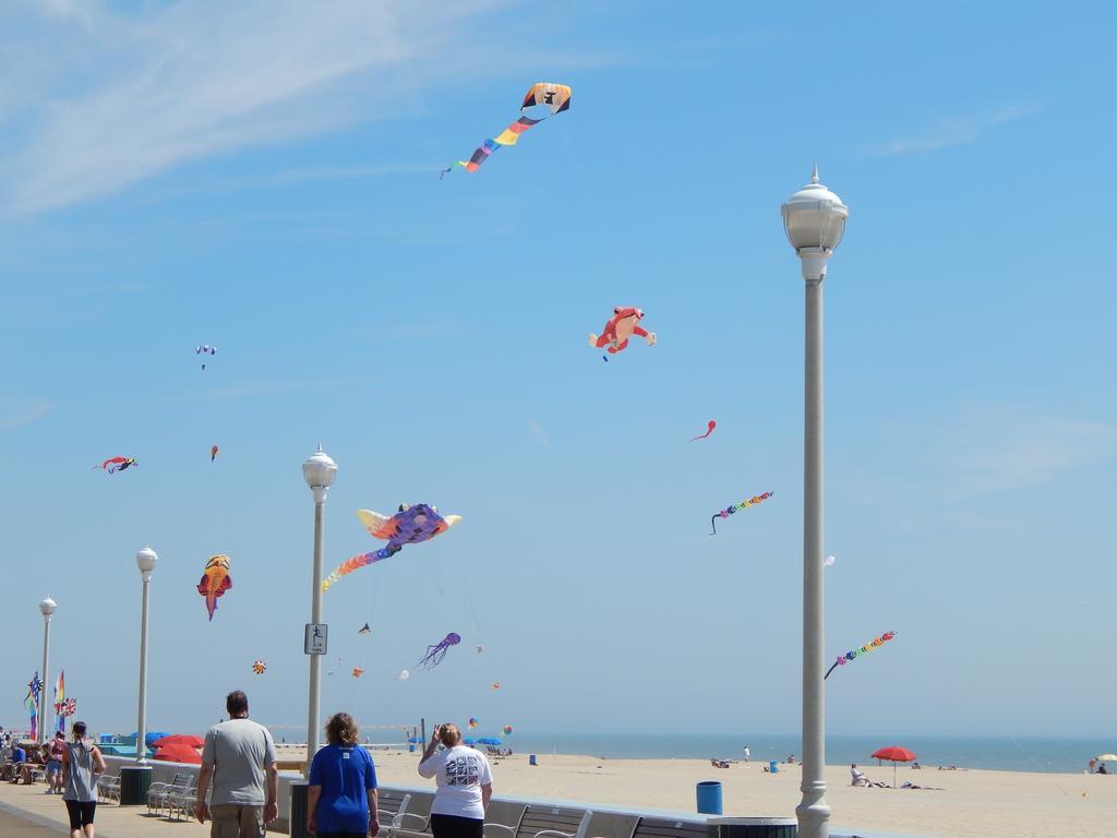 Shoreham Oceanfront Hotel Ocean City Exterior photo